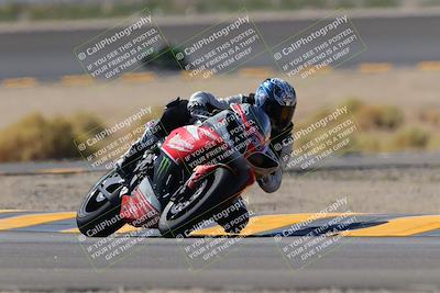 media/Oct-08-2022-SoCal Trackdays (Sat) [[1fc3beec89]]/Turn 14 (1050am)/